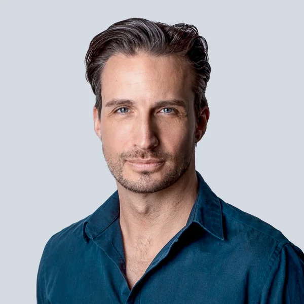 Lars Grözinger, Gründer von ReVive